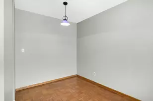 1912 Dupont Ave S, Minneapolis, MN 55403 - Photo 8