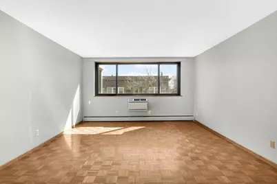1912 Dupont Avenue S #405, Minneapolis, MN 55403 - Photo 2