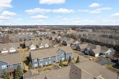 204 Manitoba Lane, Little Canada, MN 55117 - Photo 8