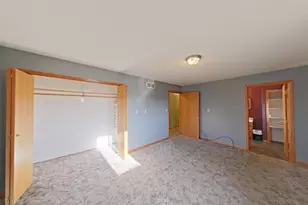 13454 750th St, Blooming Prairie, MN 55917 - Photo 8