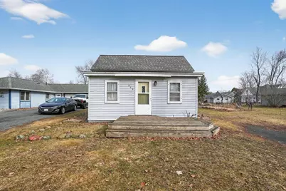 809 E Park Avenue, Luck, WI 54853 - Photo 1