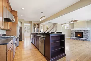 15706 Diamond Way, Apple Valley, MN 55124 - Photo 22