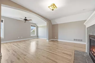 15706 Diamond Way, Apple Valley, MN 55124 - Photo 52