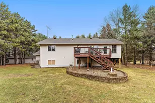 1402 143rd St, New Richmond, WI 54017 - Photo 12