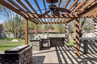 304 Valley High Rd, Burnsville, MN 55337 - Photo 40