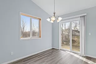 511 Frankfort Way, Waverly, MN 55390 - Photo 8