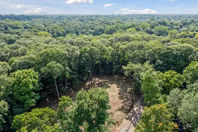 601 Fox Hill Drive, Chanhassen, MN 55317 - Photo 10