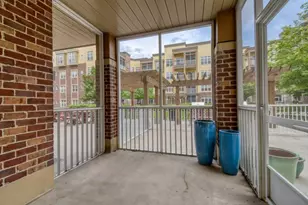 2550 38th Ave NE, Saint Paul, MN 55421 - Photo 20