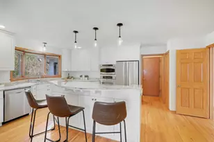 4320 Browndale Ave, Saint Louis Park, MN 55424 - Photo 10