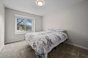 6667 Kingsview Ln N, Maple Grove, MN 55311 - Photo 12