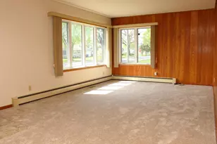 306 3rd Ave SE, Blooming Prairie, MN 55917 - Photo 8