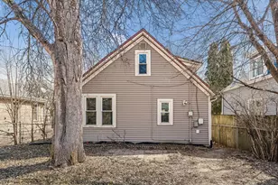 1529 Dale St N, Saint Paul, MN 55117 - Photo 20