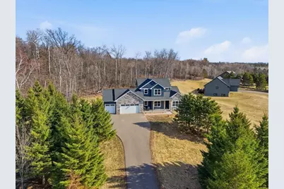 905 Gavin Pass, Hudson, WI 54016 - Photo 2