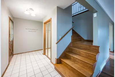 328 S Redwood Drive, Mankato, MN 56001 - Photo 6