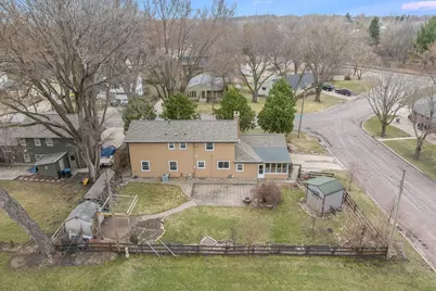 328 S Redwood Drive, Mankato, MN 56001 - Photo 38