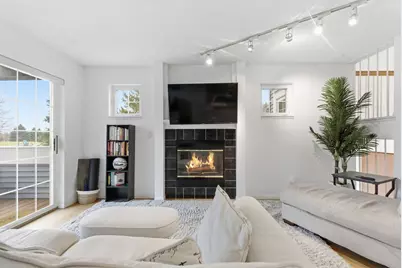 15665 24th Avenue N #E, Plymouth, MN 55447 - Photo 8