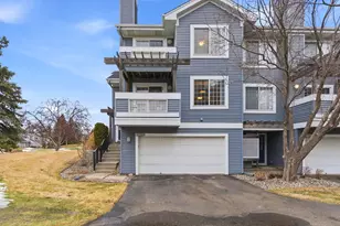 15665 24th Ave N, Plymouth, MN 55447 - Photo 2