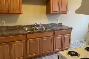 7632 Pleasant Ave, Richfield, MN 55423 - Photo 2