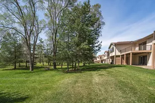 2334 Pinewood Dr, Shakopee, MN 55379 - Photo 40