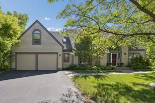 6565 Cherokee Trail W, Eden Prairie, MN 55344 - Photo 2