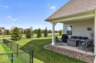 4793 Copper Cir, Woodbury, MN 55129 - Photo 22