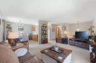 1320 9th Ave SE, Saint Cloud, MN 56304 - Photo 2
