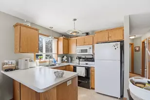 1320 9th Ave SE, Saint Cloud, MN 56304 - Photo 8