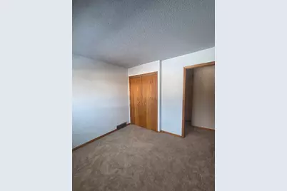 6594 Upper 35th Street N, Oakdale, MN 55128 - Photo 8