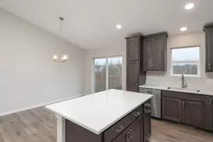 648 Hawthorne Ln, Watertown, MN 55388 - Photo 18