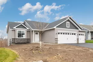 648 Hawthorne Ln, Watertown, MN 55388 - Photo 2