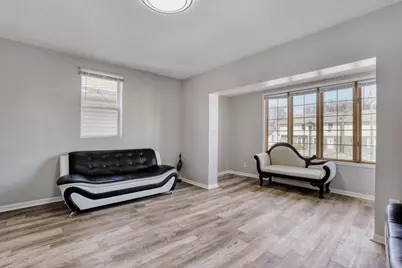 1915 Glenwood Avenue, Minneapolis, MN 55405 - Photo 8