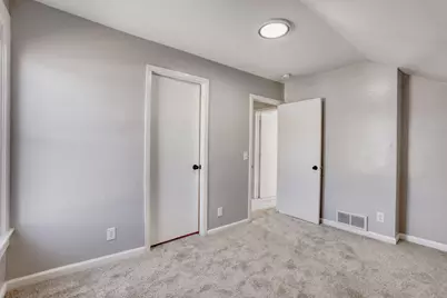 1915 Glenwood Avenue, Minneapolis, MN 55405 - Photo 18