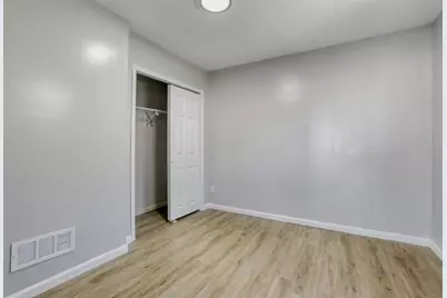 1915 Glenwood Avenue, Minneapolis, MN 55405 - Photo 14