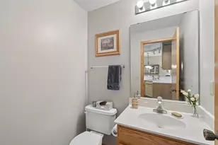 18195 Warbler Ln, Eden Prairie, MN 55346 - Photo 12