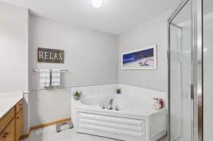 18195 Warbler Ln, Eden Prairie, MN 55346 - Photo 22