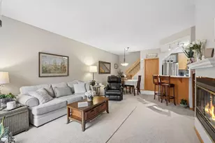 18195 Warbler Ln, Eden Prairie, MN 55346 - Photo 4