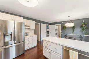 6068 Olinger Cir, Edina, MN 55436 - Photo 12