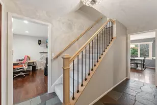 6068 Olinger Cir, Edina, MN 55436 - Photo 2