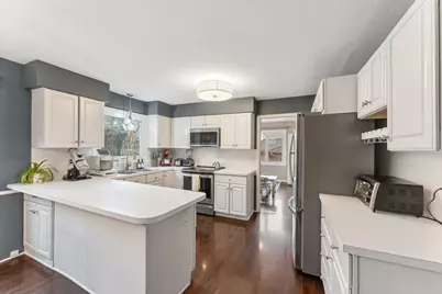 6068 Olinger Circle, Edina, MN 55436 - Photo 8