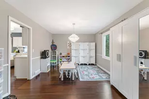 6068 Olinger Cir, Edina, MN 55436 - Photo 6