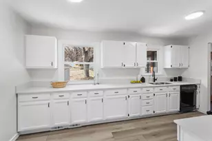 6109 Sumter Ave N, New Hope, MN 55428 - Photo 6