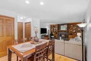 10710 36th Pl N, Plymouth, MN 55441 - Photo 4