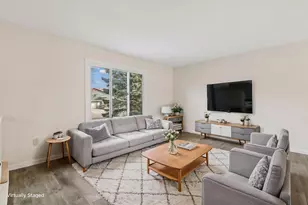 300 Aster Dr, Northfield, MN 55057 - Photo 4