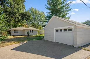 6820 Pleasant Ave, Richfield, MN 55423 - Photo 2