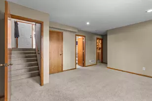 1076 Pine St, Farmington, MN 55024 - Photo 32