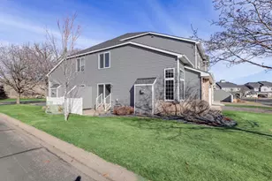 8813 Hastings Cir NE, Blaine, MN 55449 - Photo 24