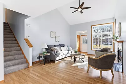 8813 Hastings Circle NE, Blaine, MN 55449 - Photo 4