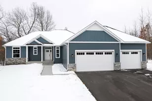 22752 Raven St NW, Oak Grove, MN 55005 - Photo 1