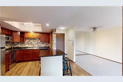 4710 58th Avenue N #301, Crystal, MN 55429 - Photo 8