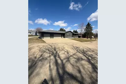 905 Larson Drive, Zumbrota, MN 55992 - Photo 24